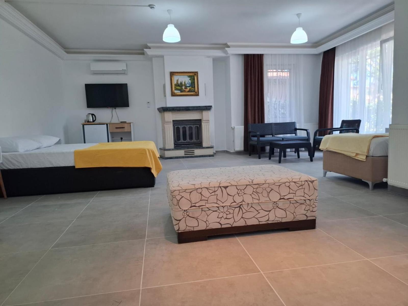 Evim Palace Oeren Bagian luar foto