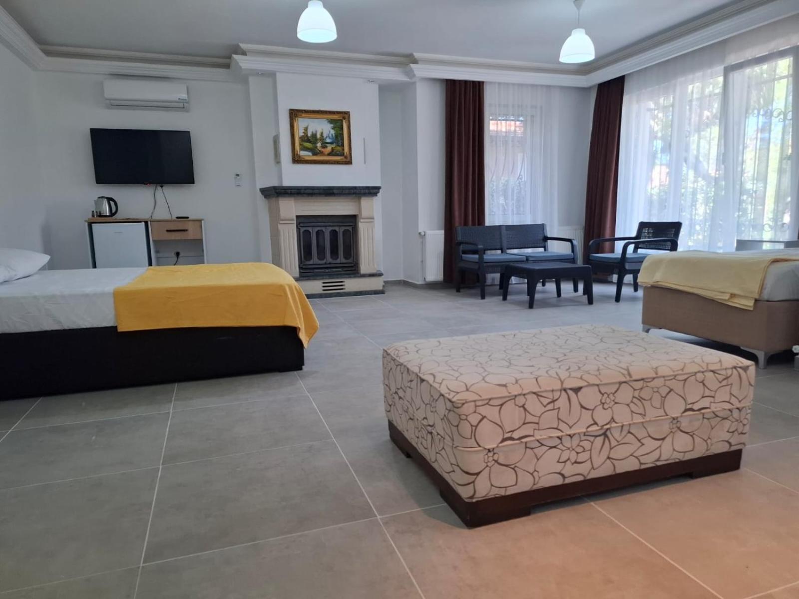 Evim Palace Oeren Bagian luar foto