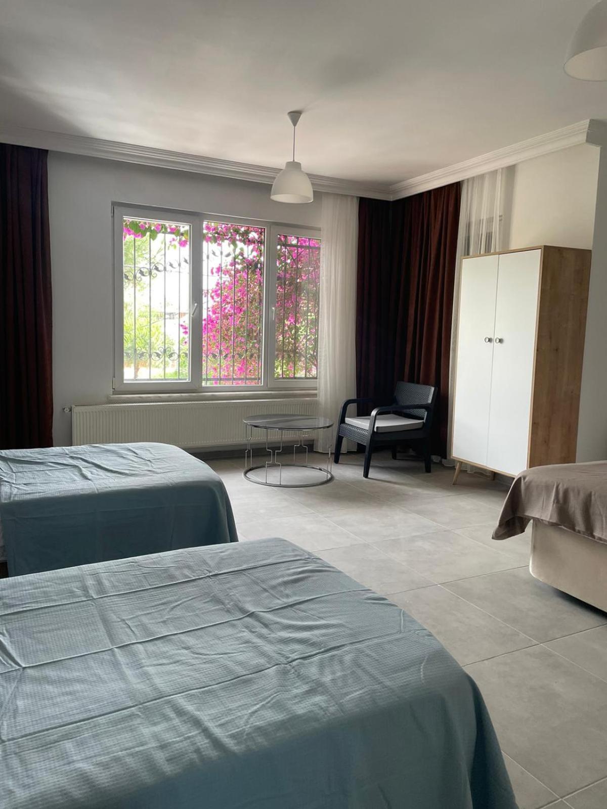 Evim Palace Oeren Bagian luar foto