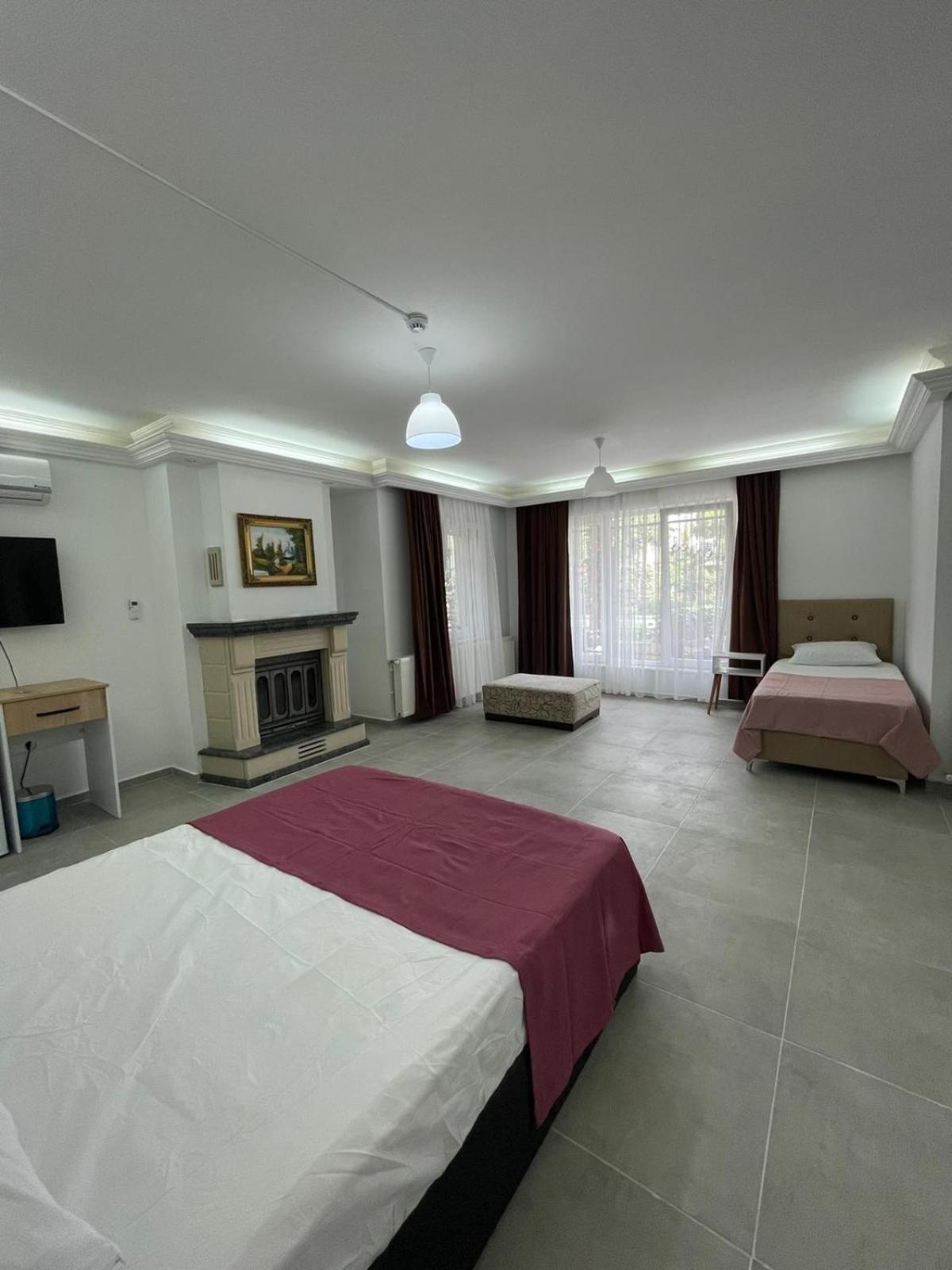Evim Palace Oeren Bagian luar foto