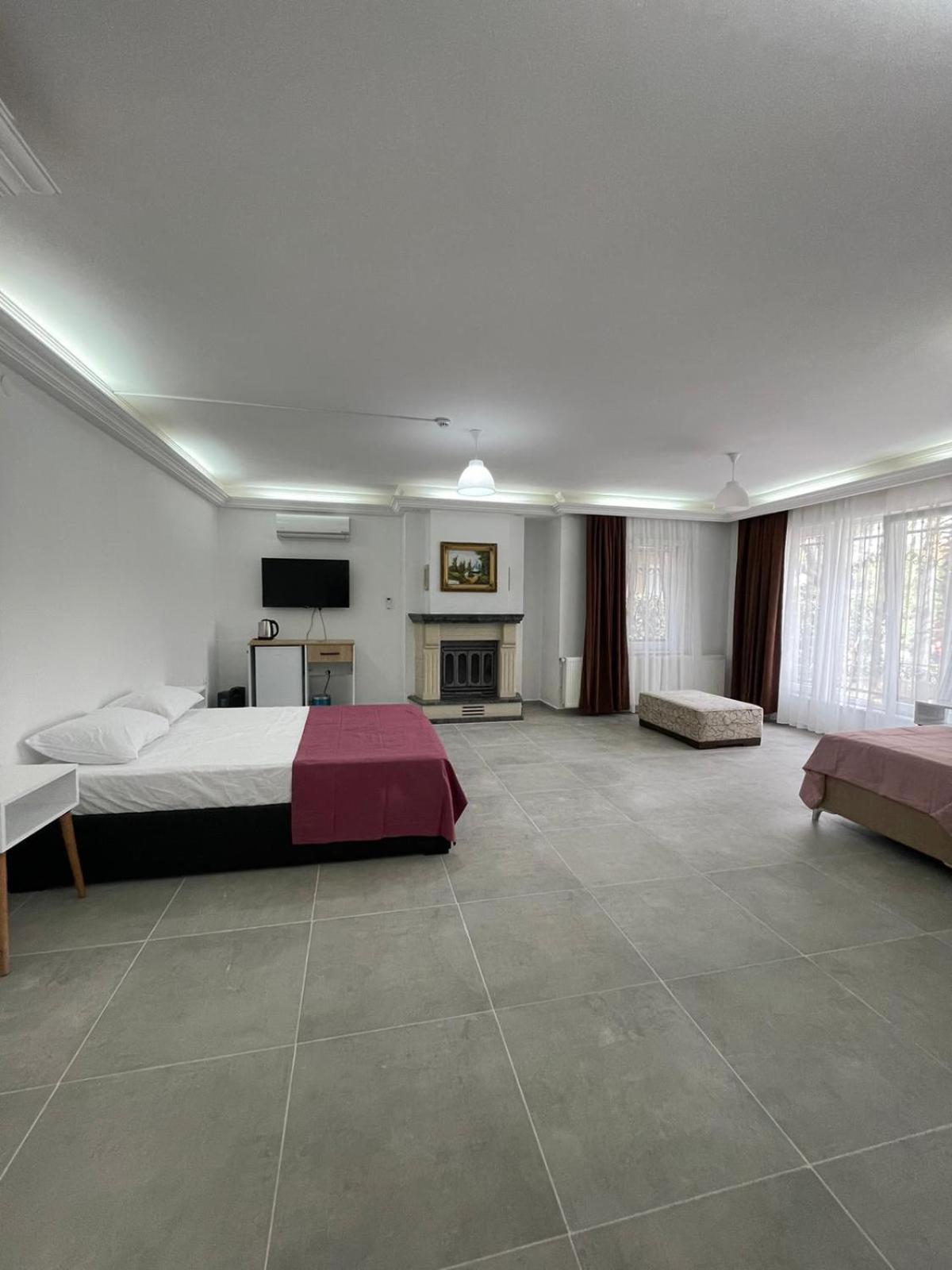 Evim Palace Oeren Bagian luar foto