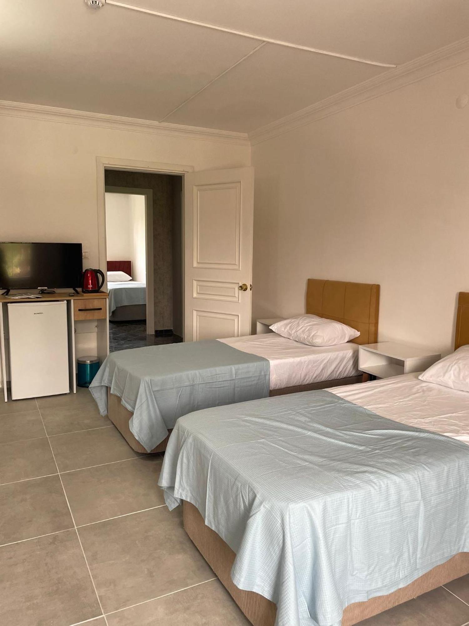 Evim Palace Oeren Bagian luar foto